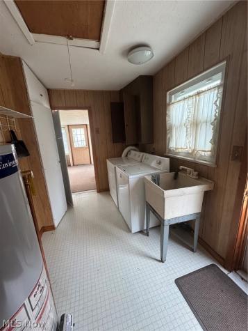 6105 Vandalia Avenue Brooklyn OH 44144