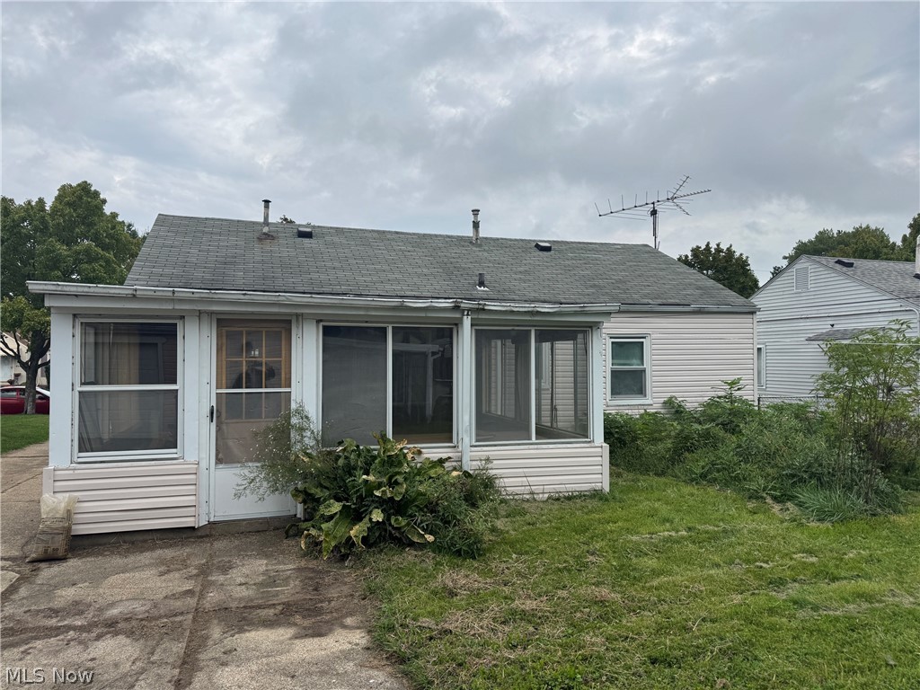 6105 Vandalia Avenue Brooklyn OH 44144