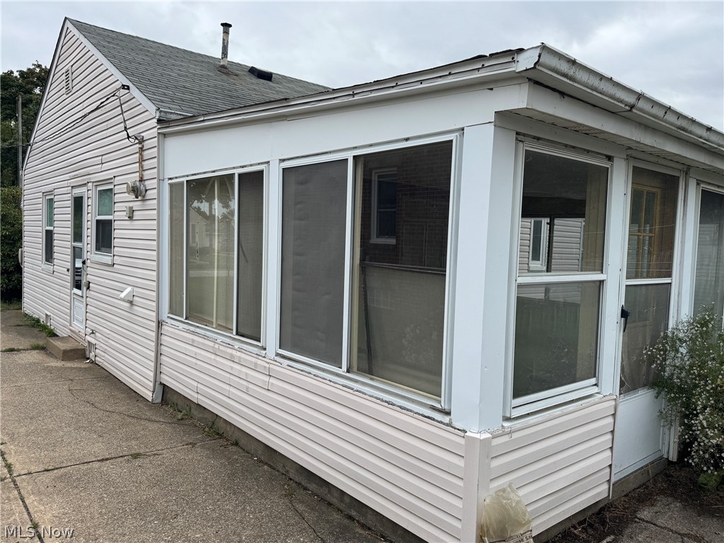 6105 Vandalia Avenue Brooklyn OH 44144