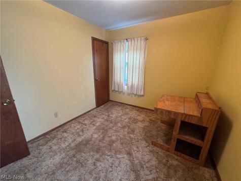 6105 Vandalia Avenue Brooklyn OH 44144