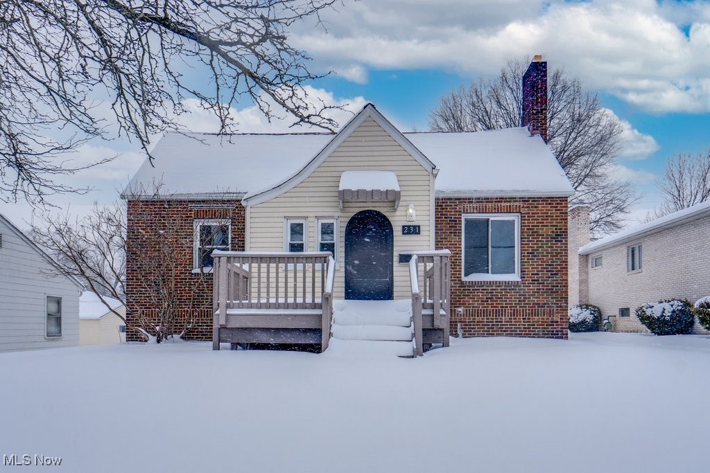 231 E Dresden Avenue Akron OH 44301