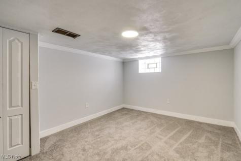231 E Dresden Avenue Akron OH 44301