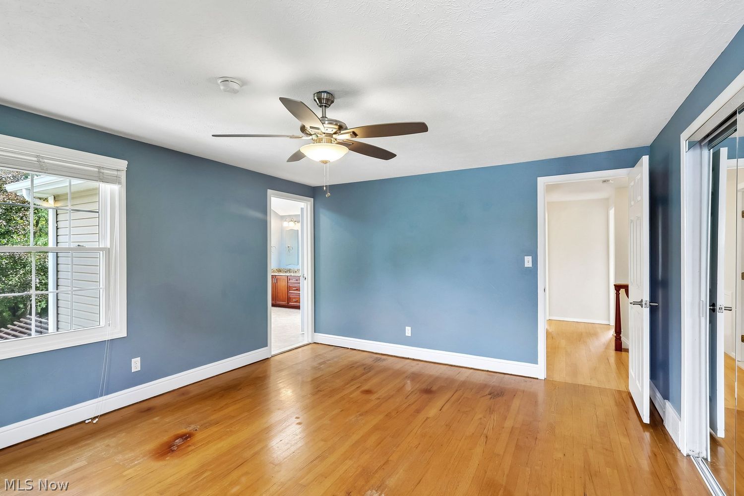 32785 W Nimrod Street Solon OH 44139