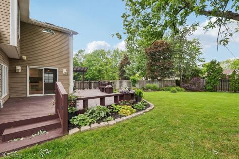 32785 W Nimrod Street Solon OH 44139
