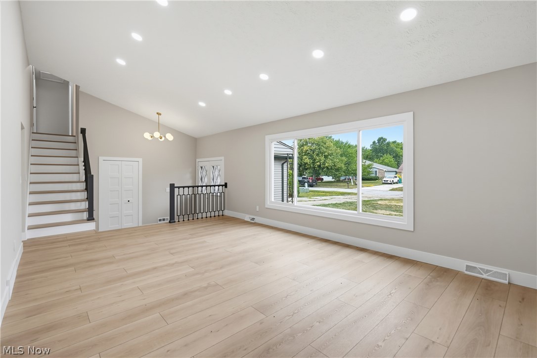 4796 Lindsey Lane Richmond Heights OH 44143