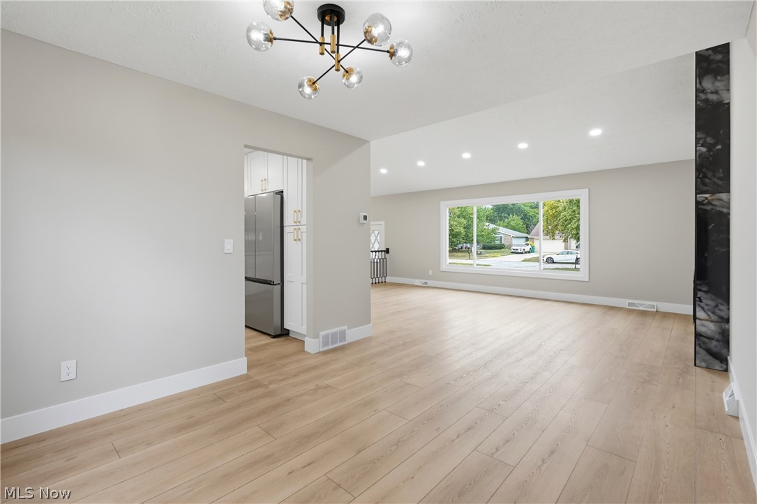 4796 Lindsey Lane Richmond Heights OH 44143