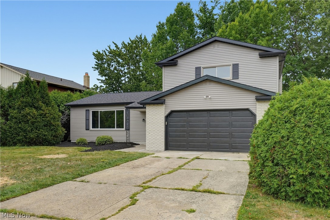 4796 Lindsey Lane Richmond Heights OH 44143