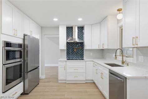 4796 Lindsey Lane Richmond Heights OH 44143