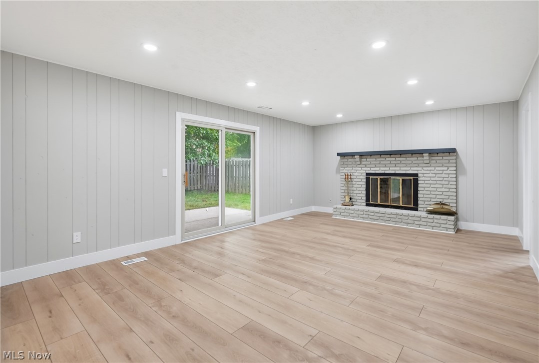 4796 Lindsey Lane Richmond Heights OH 44143