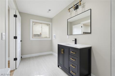 4796 Lindsey Lane Richmond Heights OH 44143