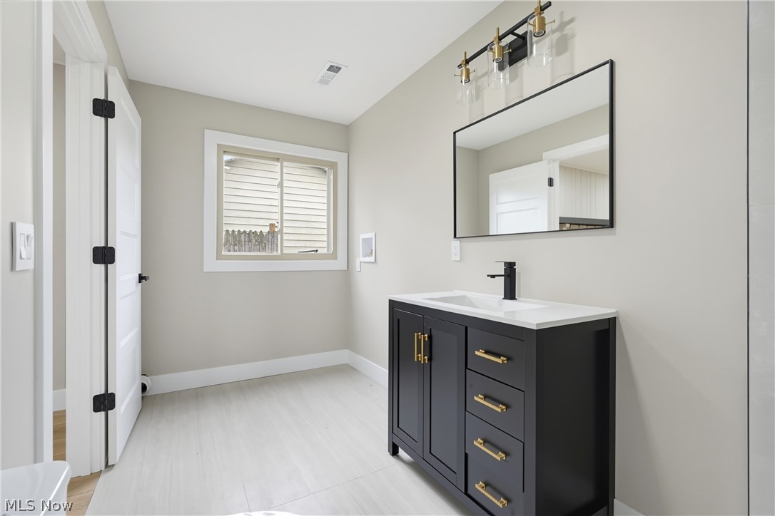 4796 Lindsey Lane Richmond Heights OH 44143
