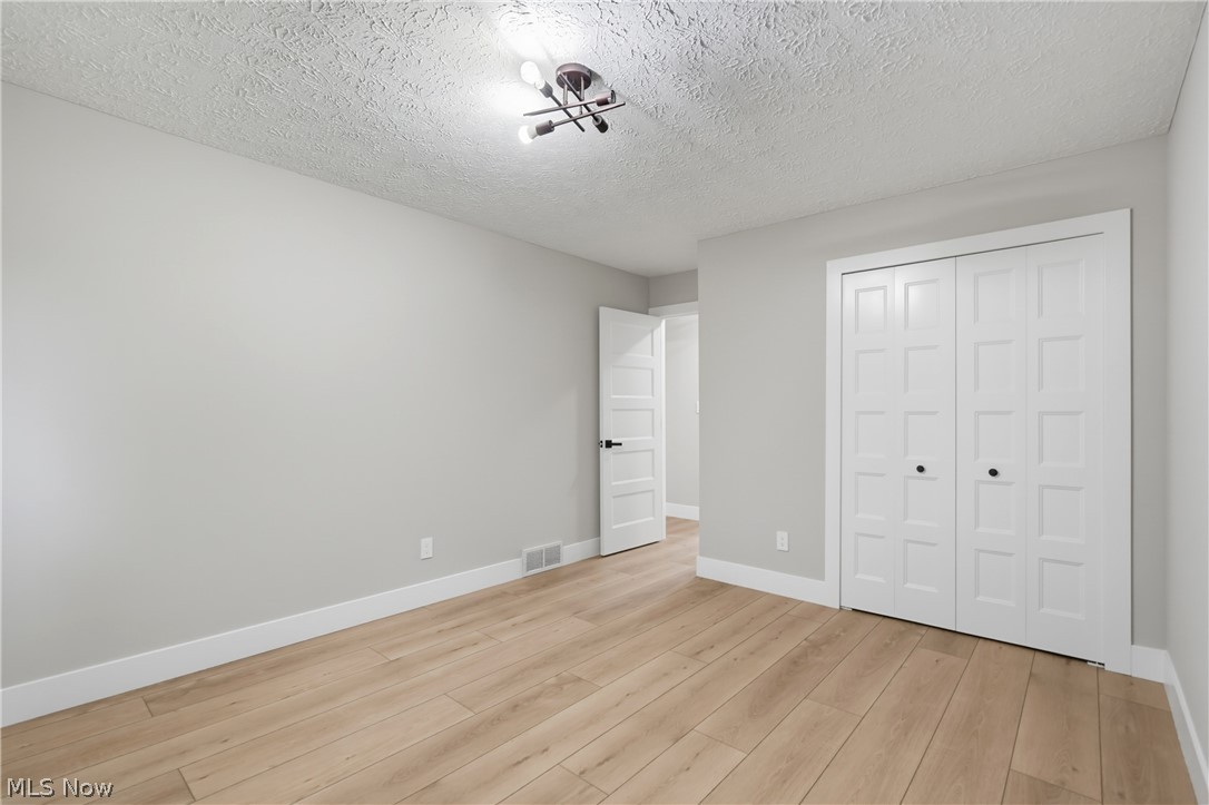 4796 Lindsey Lane Richmond Heights OH 44143