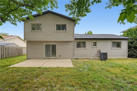 4796 Lindsey Lane Richmond Heights OH 44143
