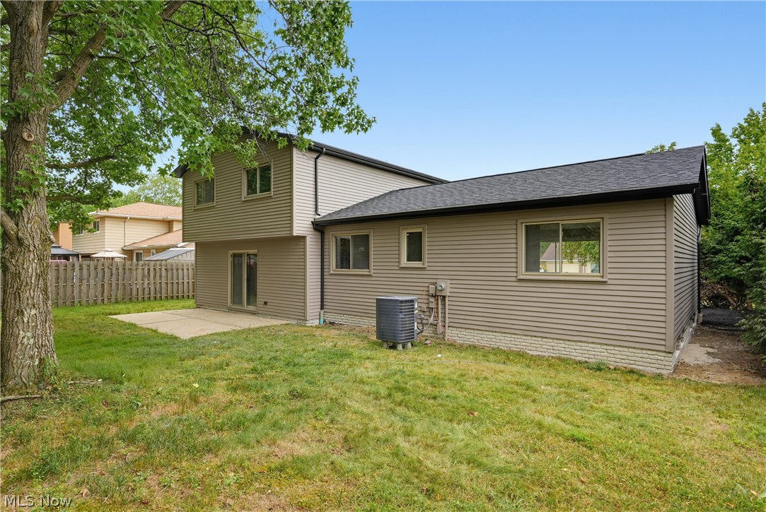 4796 Lindsey Lane Richmond Heights OH 44143