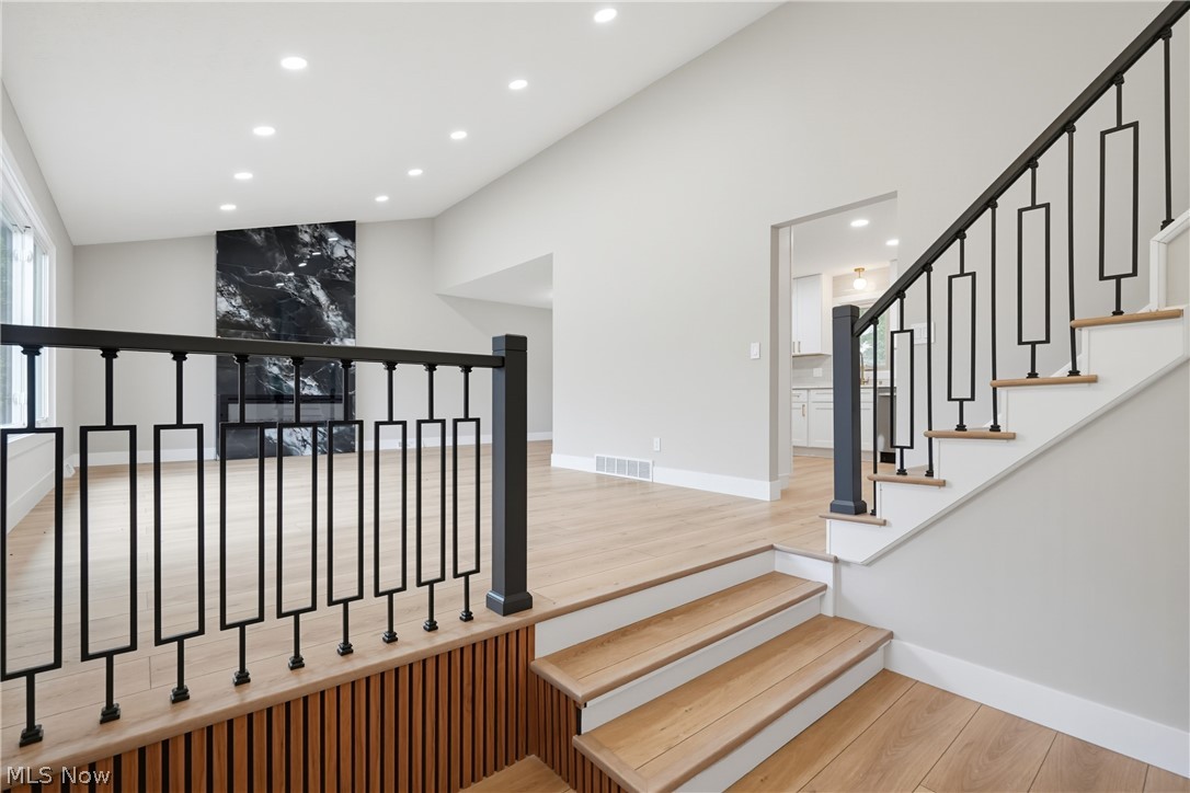 4796 Lindsey Lane Richmond Heights OH 44143