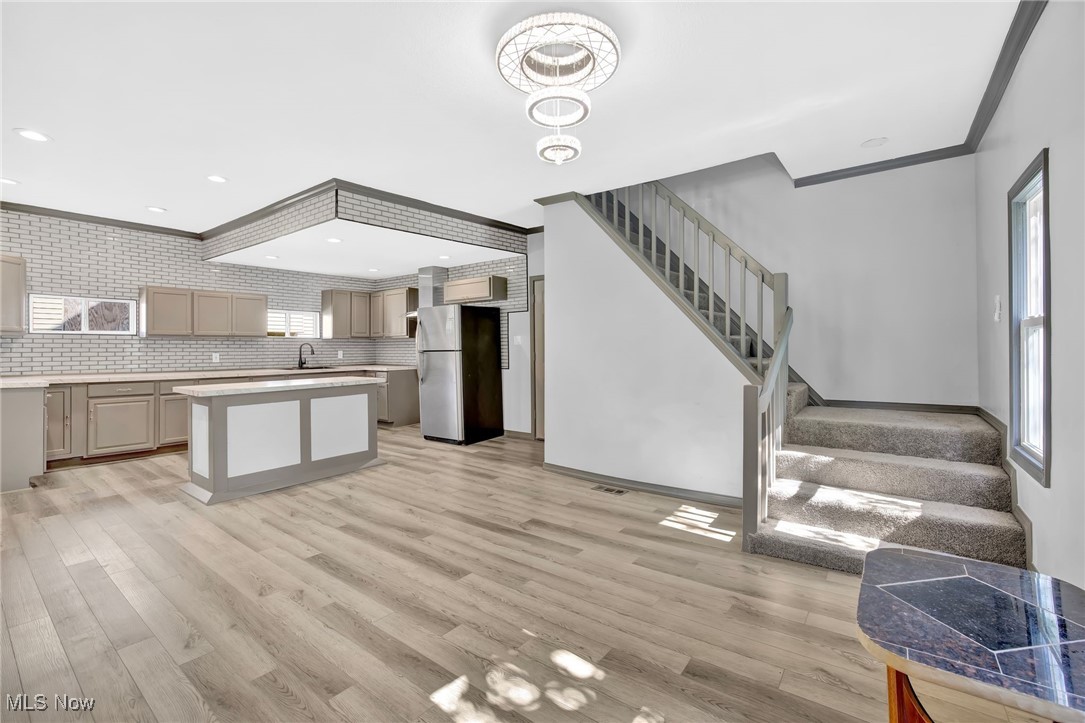 121 Lake Street Akron OH 44301