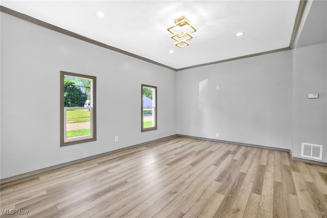 121 Lake Street Akron OH 44301