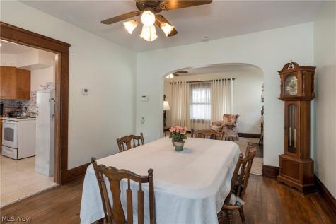 9817 Robinson Avenue Garfield Heights OH 44125