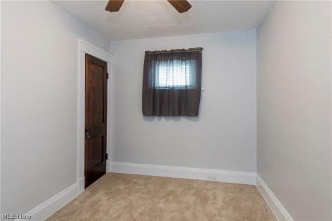 9817 Robinson Avenue Garfield Heights OH 44125