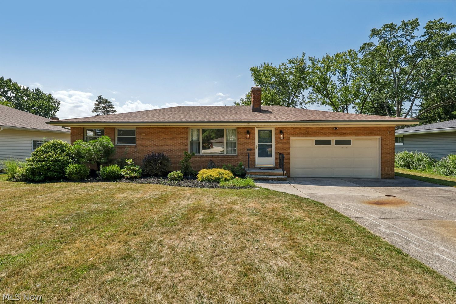 270 Starlight Drive Seven Hills OH 44131