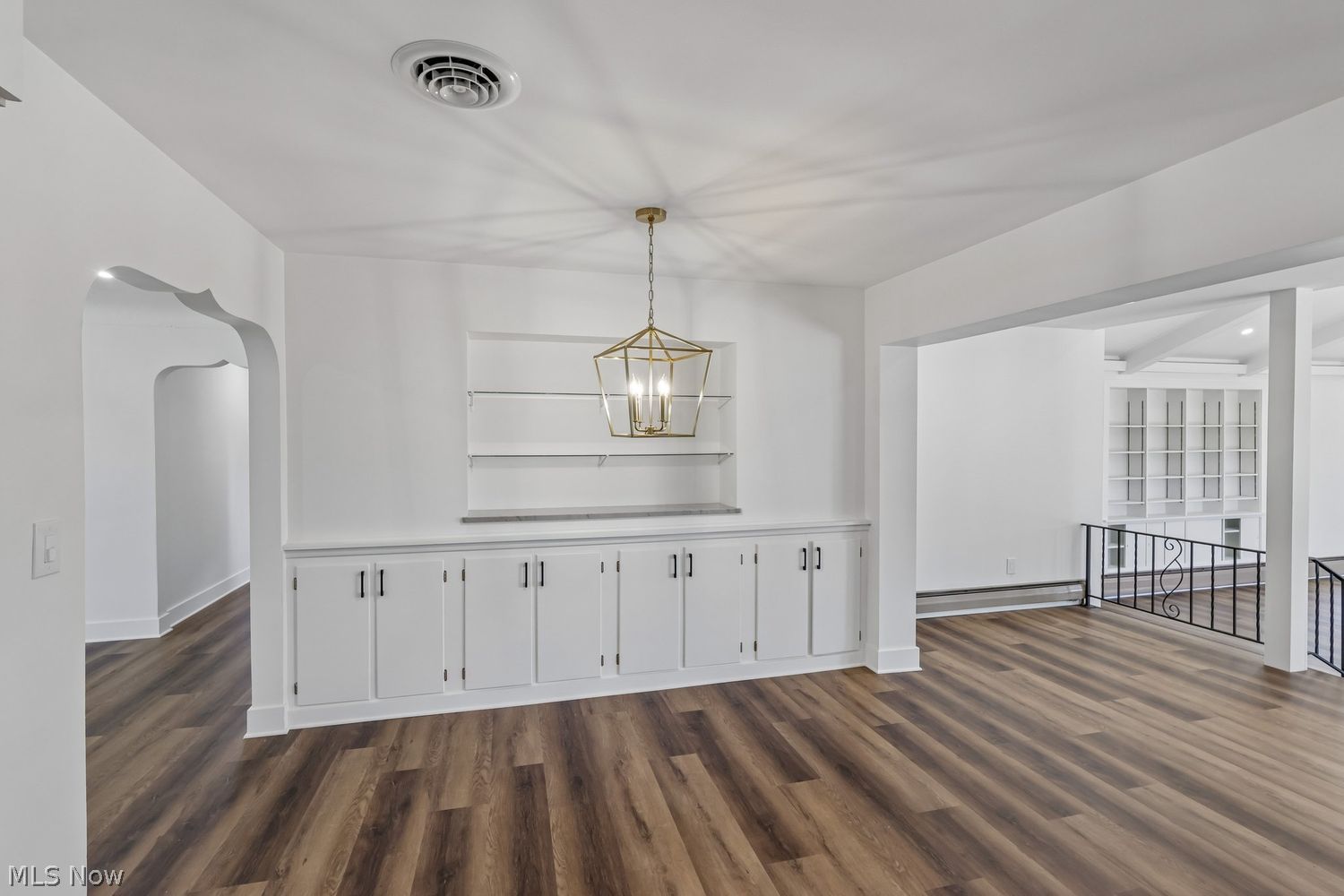 270 Starlight Drive Seven Hills OH 44131