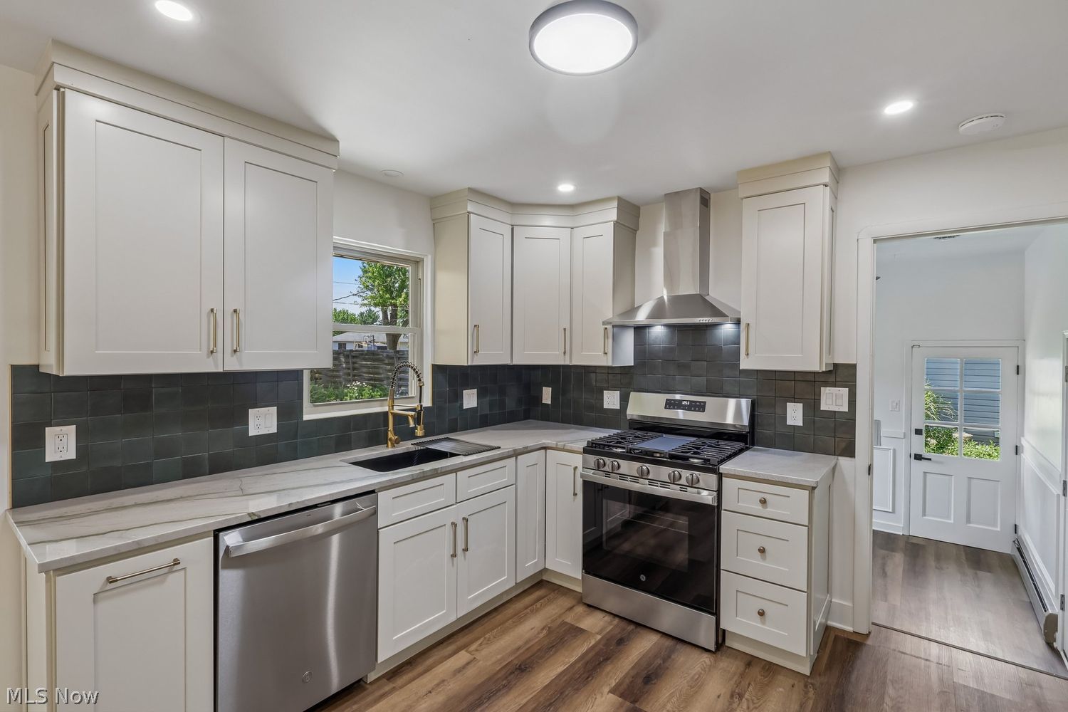 270 Starlight Drive Seven Hills OH 44131