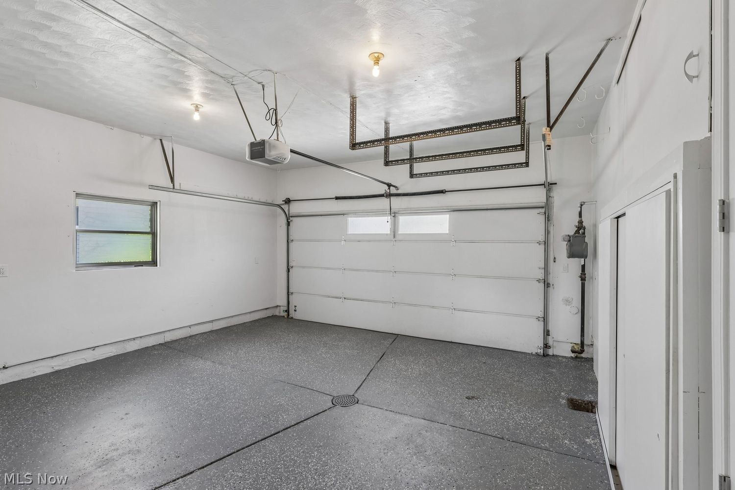 270 Starlight Drive Seven Hills OH 44131