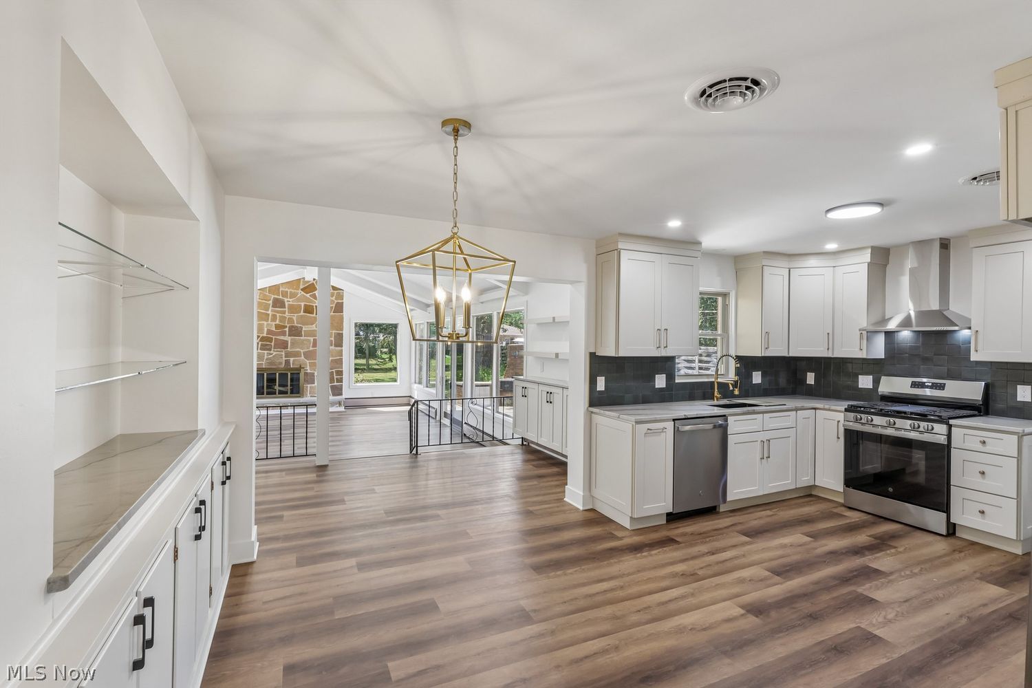 270 Starlight Drive Seven Hills OH 44131