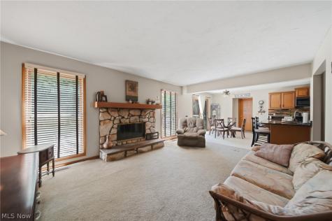 3021 Duquesne Drive Stow OH 44224