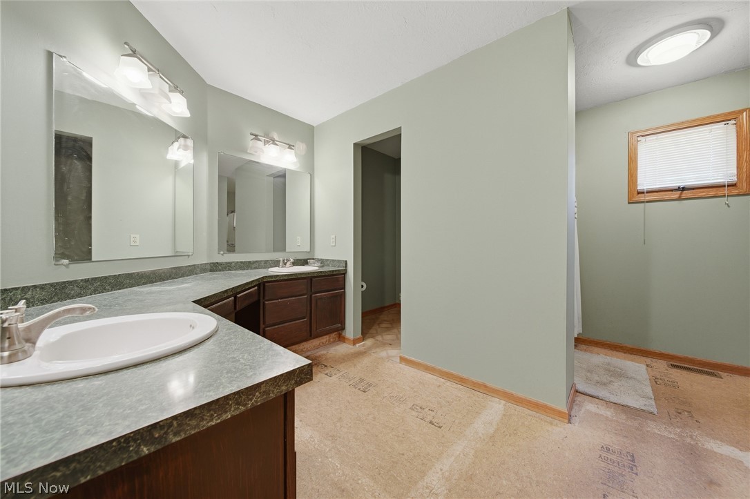 3021 Duquesne Drive Stow OH 44224