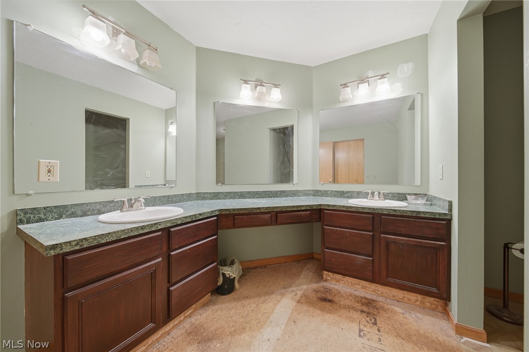 3021 Duquesne Drive Stow OH 44224