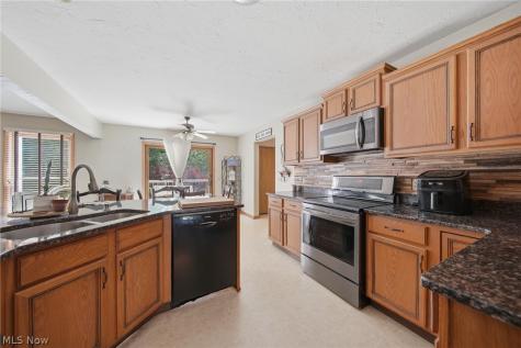 3021 Duquesne Drive Stow OH 44224