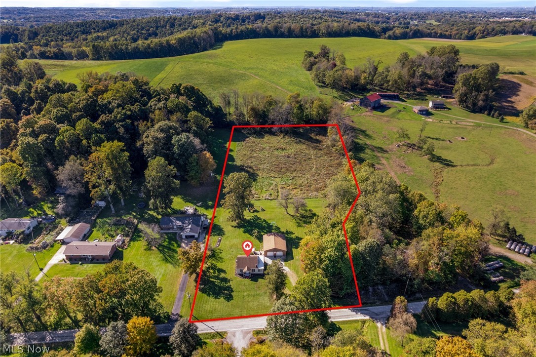 959 Neimans Avenue SE East Canton OH 44730