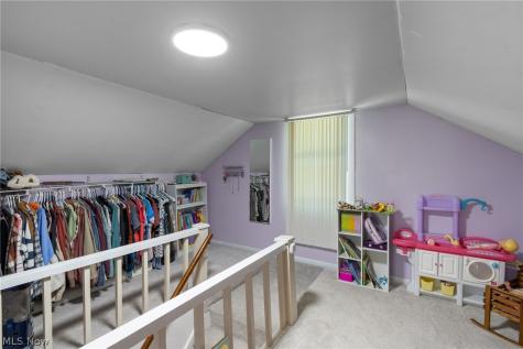 959 Neimans Avenue SE East Canton OH 44730