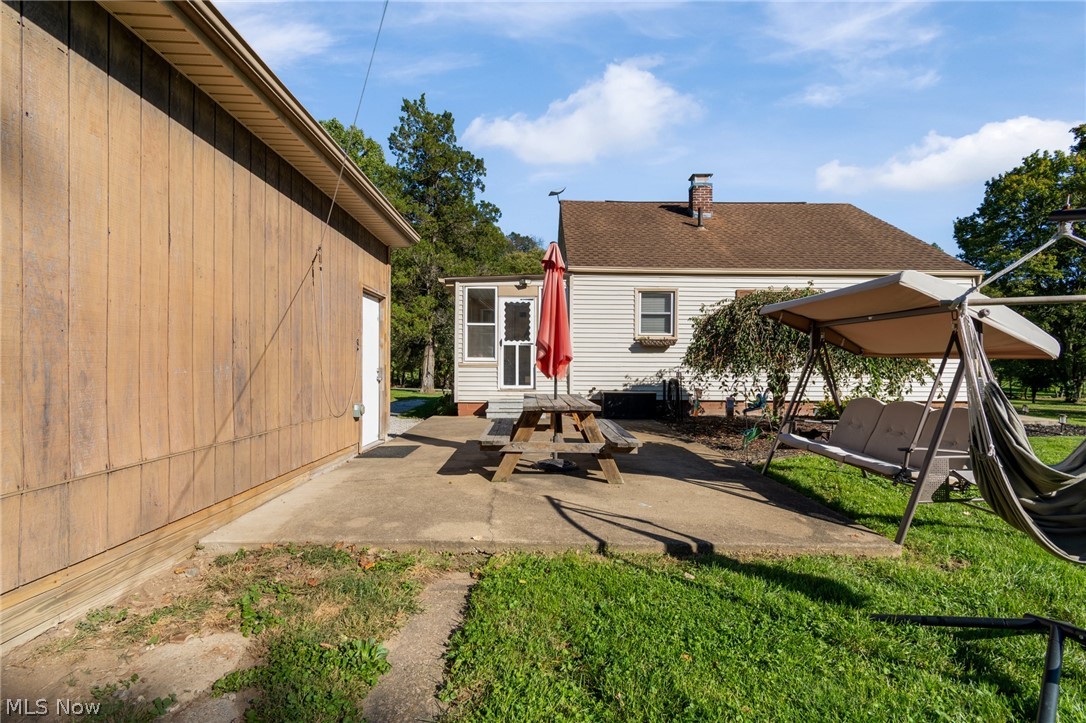 959 Neimans Avenue SE East Canton OH 44730