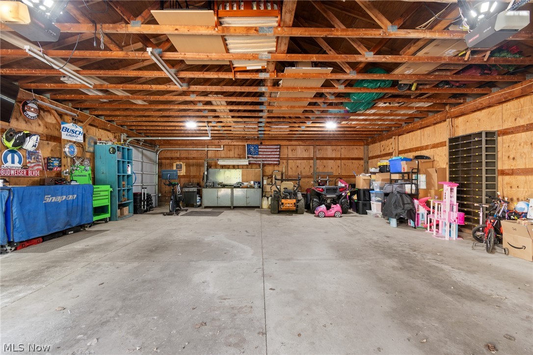 959 Neimans Avenue SE East Canton OH 44730