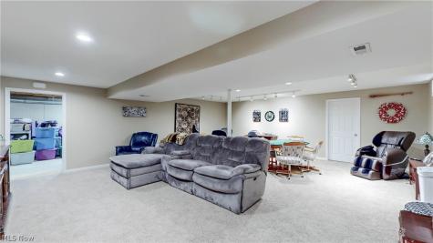 3293 Bath Heights Drive Cuyahoga Falls OH 44223