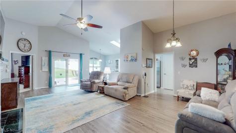 3293 Bath Heights Drive Cuyahoga Falls OH 44223