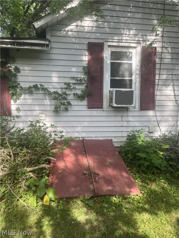 1816 Tremont Avenue SE Massillon OH 44646