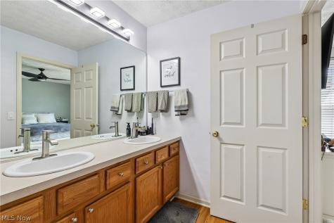 14824 Thornton Drive North Royalton OH 44133