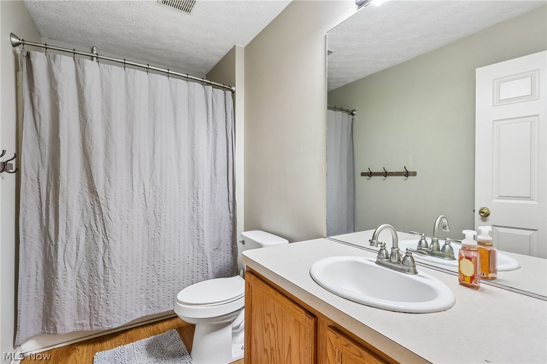 14824 Thornton Drive North Royalton OH 44133