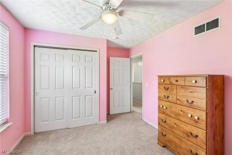 14824 Thornton Drive North Royalton OH 44133