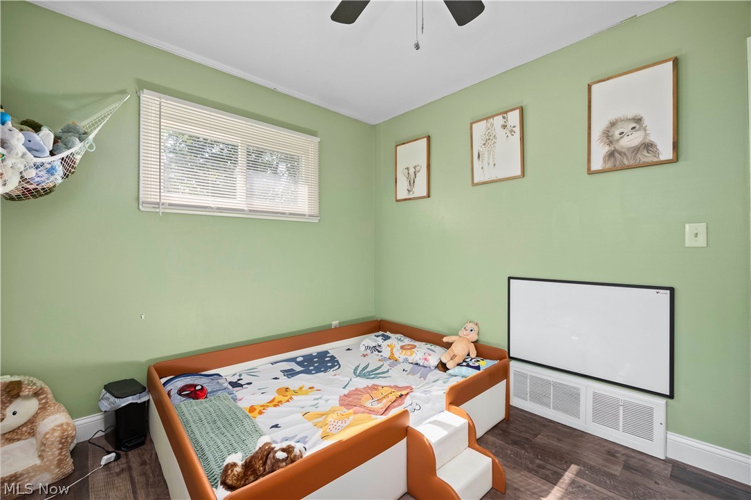 374 White Oak Drive Elyria OH 44035