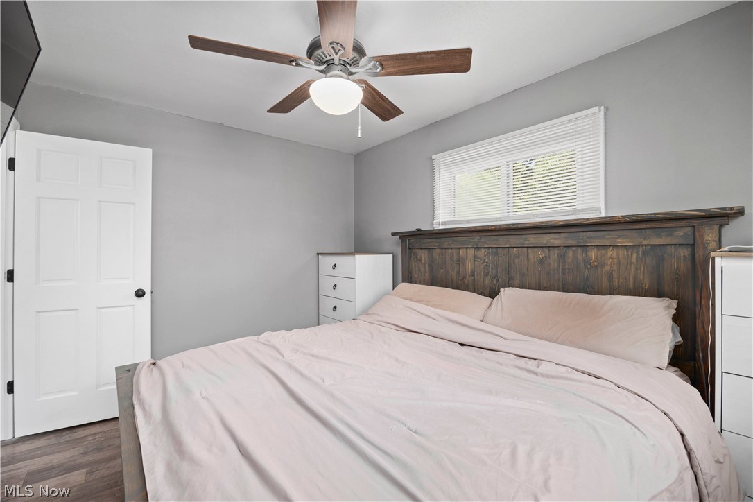 374 White Oak Drive Elyria OH 44035