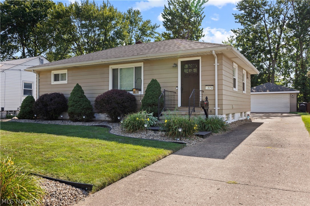 374 White Oak Drive Elyria OH 44035