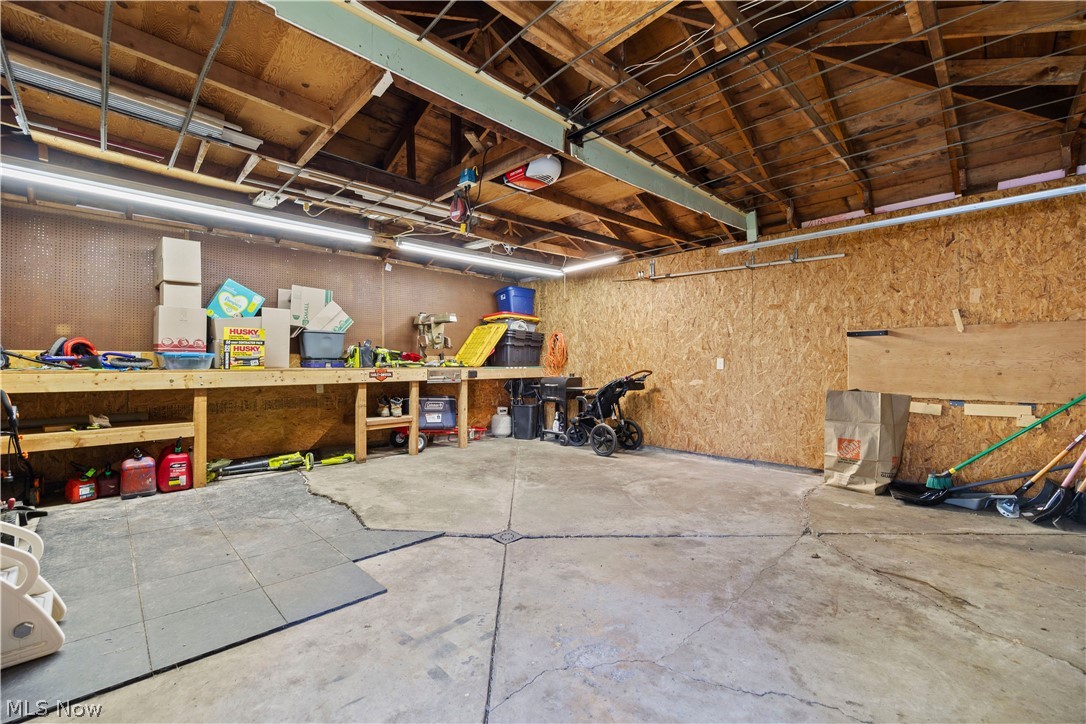 374 White Oak Drive Elyria OH 44035