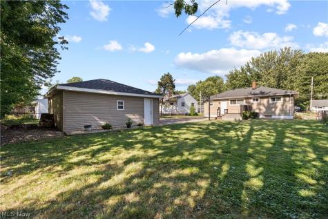 374 White Oak Drive Elyria OH 44035
