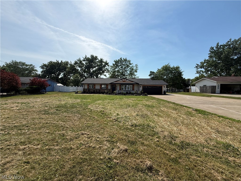 8744 Parkdale Drive North Royalton OH 44133