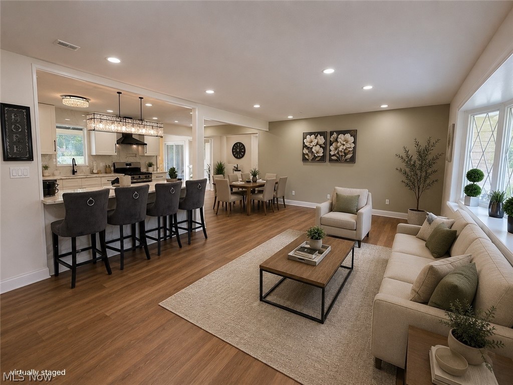 8744 Parkdale Drive North Royalton OH 44133