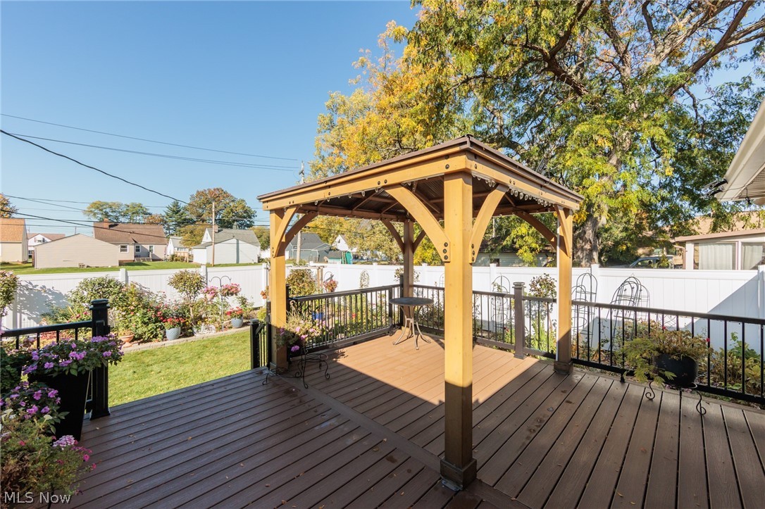 4896 Kennedy Drive Brooklyn OH 44144